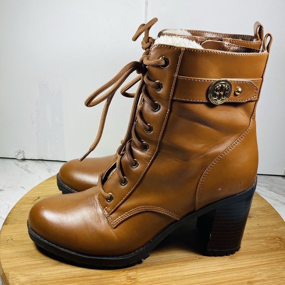 Tommy Hilfiger Women's Brown Block Heel Ankle Boots Booties Lace Up Size 8M - Picture 2 of 7